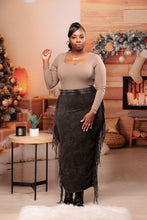 Load image into Gallery viewer, Plus Size Fringe Maxi Skirt (Charcoal)
