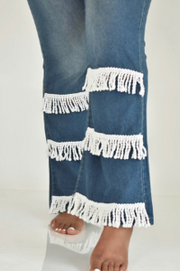 Women's Plus Size Bootcut Jeans (Tassel) close up